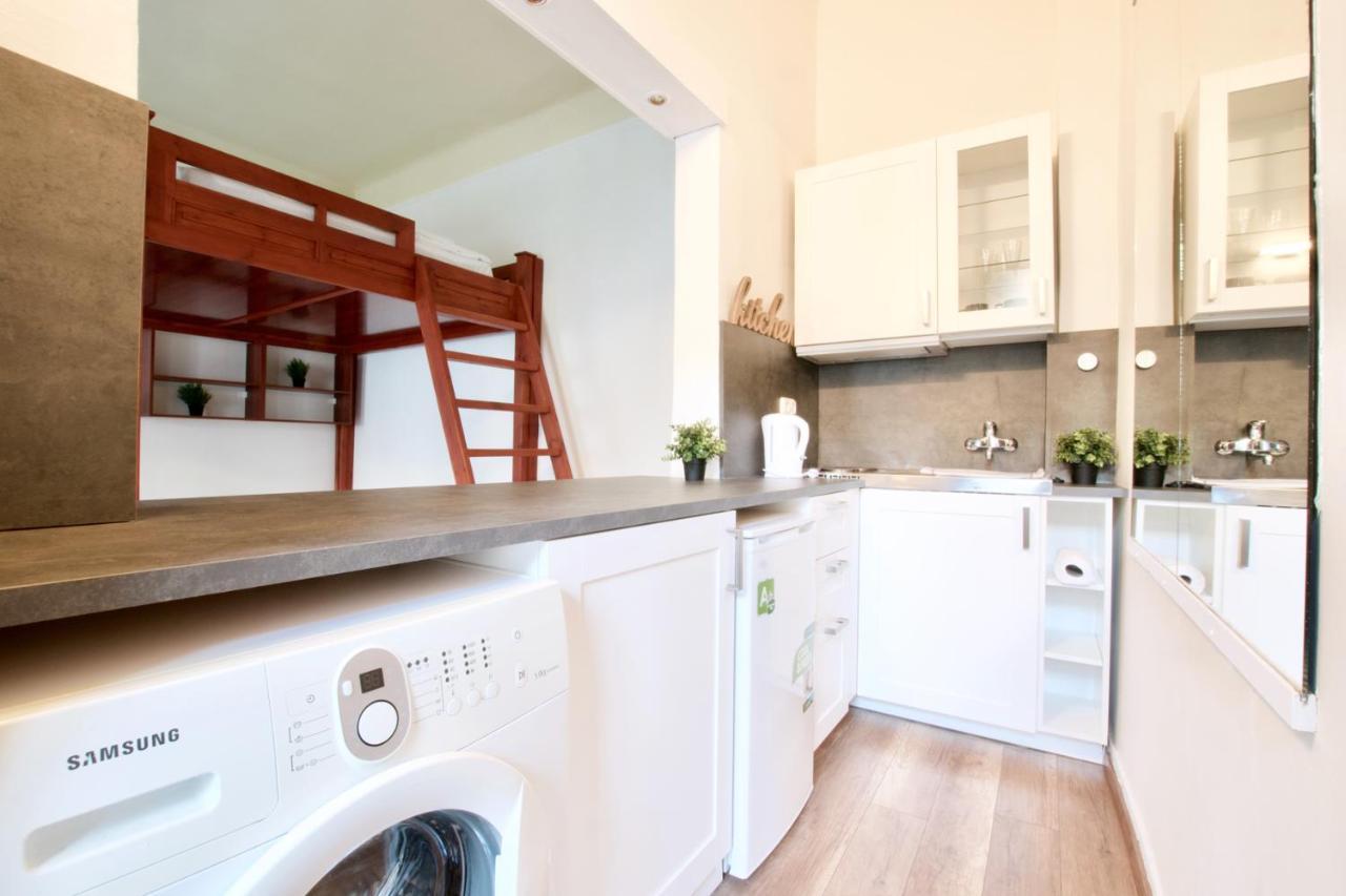 Standard Apartment By Hi5 - Nyugati Square Будапеща Екстериор снимка