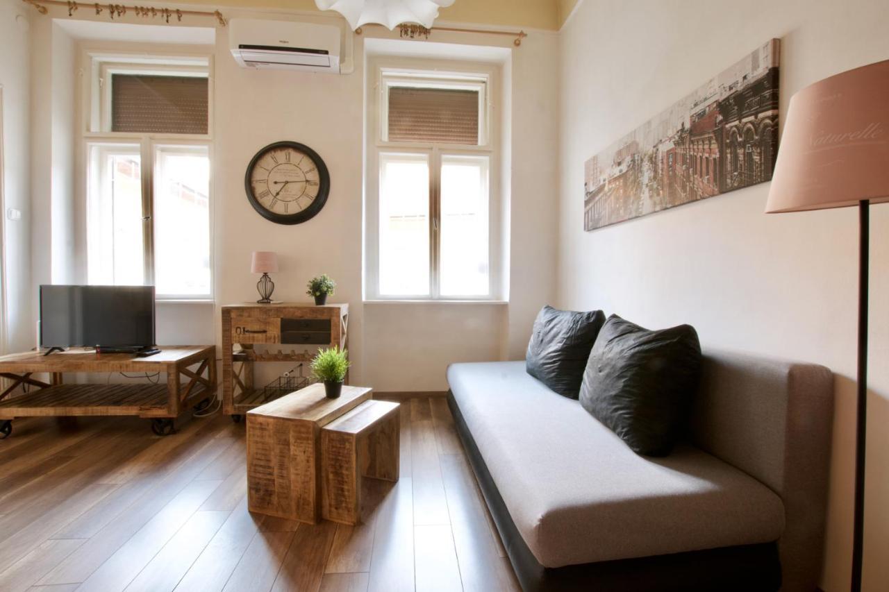 Standard Apartment By Hi5 - Nyugati Square Будапеща Екстериор снимка