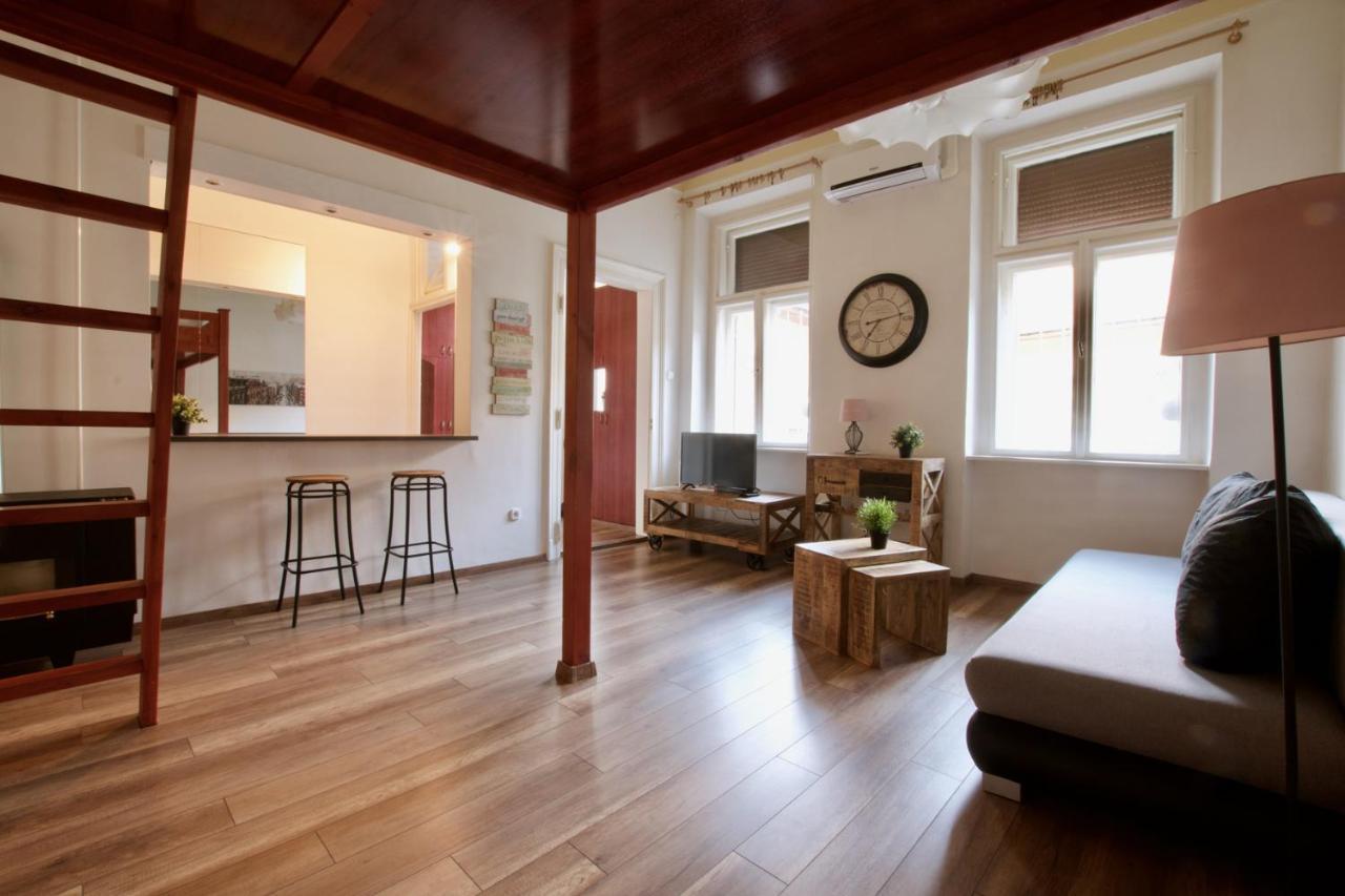 Standard Apartment By Hi5 - Nyugati Square Будапеща Екстериор снимка